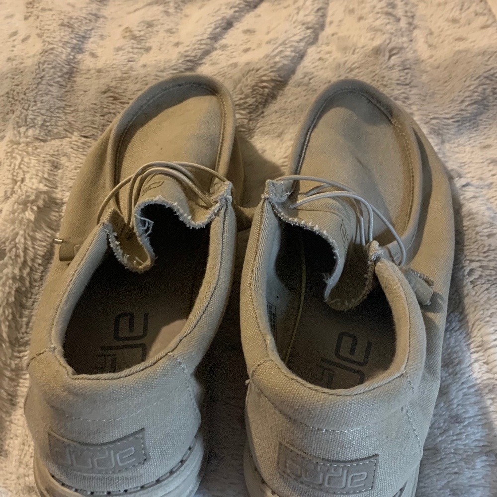 Men’s hey dude’s